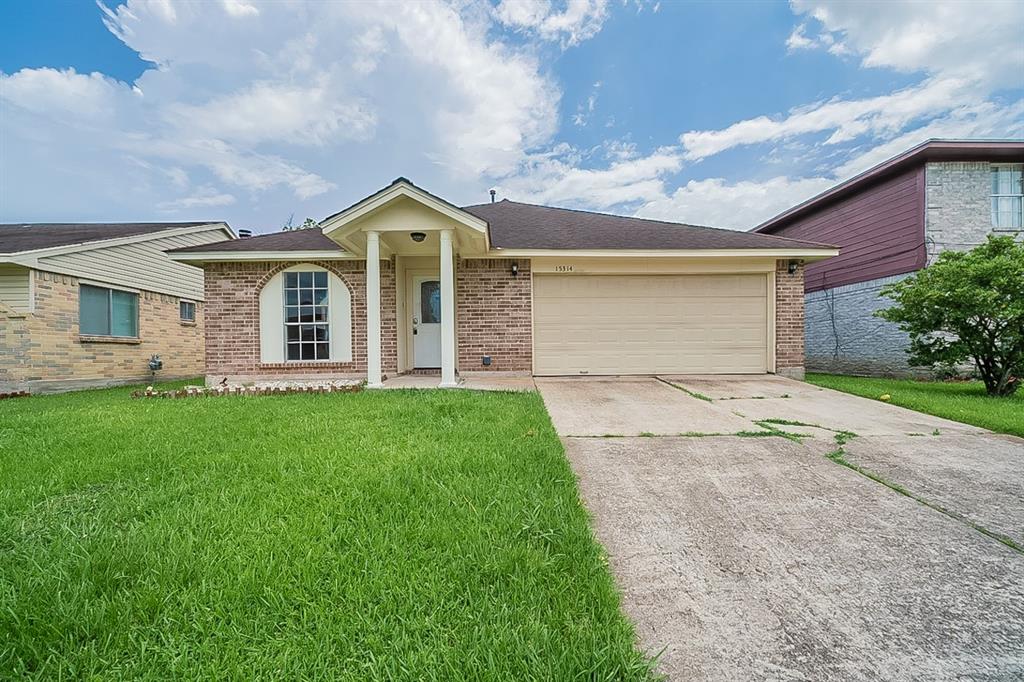 15314 Peachmeadow LN, Channelview, TX 77530