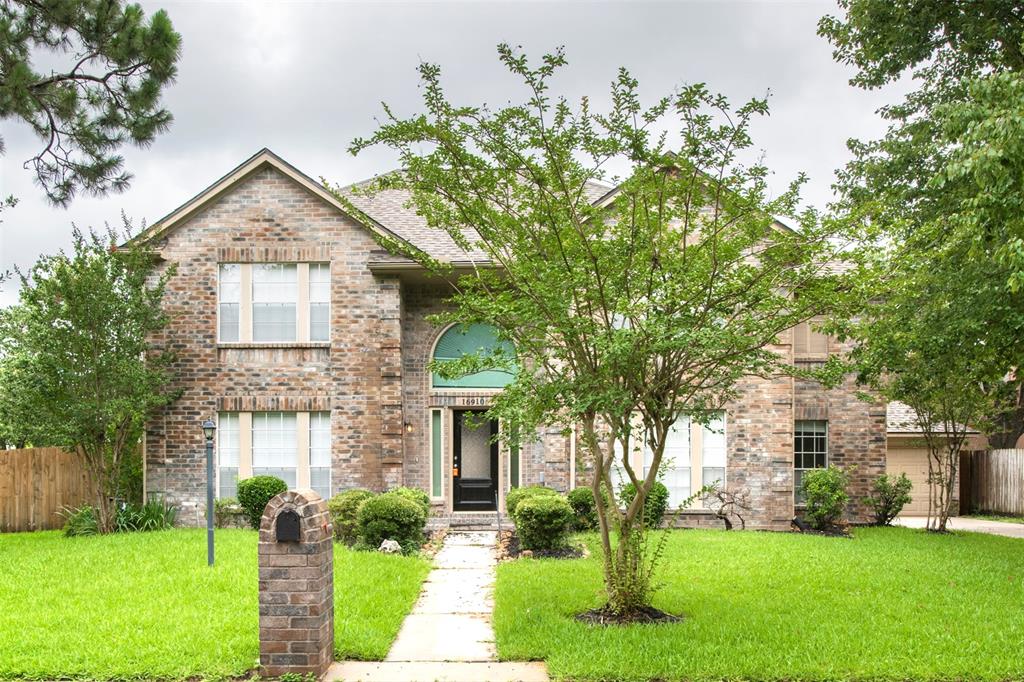 16910 Canyon Laurel Court Spring, Texas Charming 4 bed, 2.1 bath,2,551 sq ft home in Spring! Spacious living room with fireplace! Open kitchen concept with updated counters. Master suite with attached bathroom. Spacious backyard, great for family gatherings! Pets accepted on a case by case basis. Additional admin fees apply. Schedule your showing today! *See agent remarks for showing instructions*