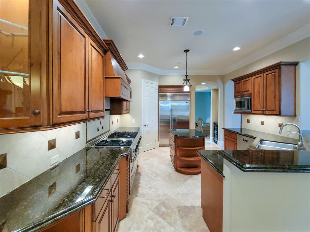 5002 2 Chestnut Street, Bellaire, Texas 77401, 5 Bedrooms Bedrooms, 14 Rooms Rooms,5 BathroomsBathrooms,Single-family,For Sale,Chestnut,74965465