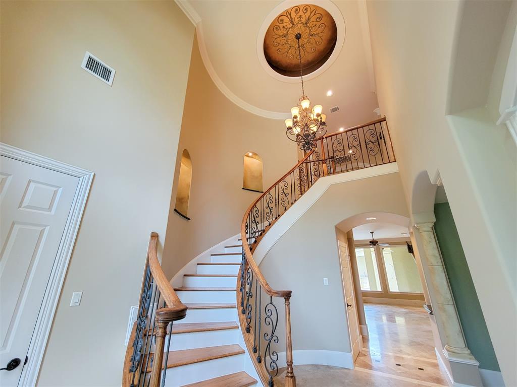 5002 2 Chestnut Street, Bellaire, Texas 77401, 5 Bedrooms Bedrooms, 14 Rooms Rooms,5 BathroomsBathrooms,Single-family,For Sale,Chestnut,74965465