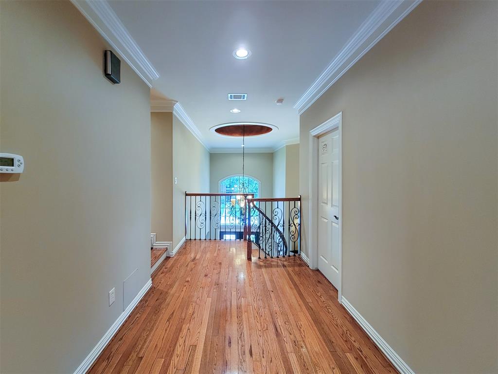 5002 2 Chestnut Street, Bellaire, Texas 77401, 5 Bedrooms Bedrooms, 14 Rooms Rooms,5 BathroomsBathrooms,Single-family,For Sale,Chestnut,74965465
