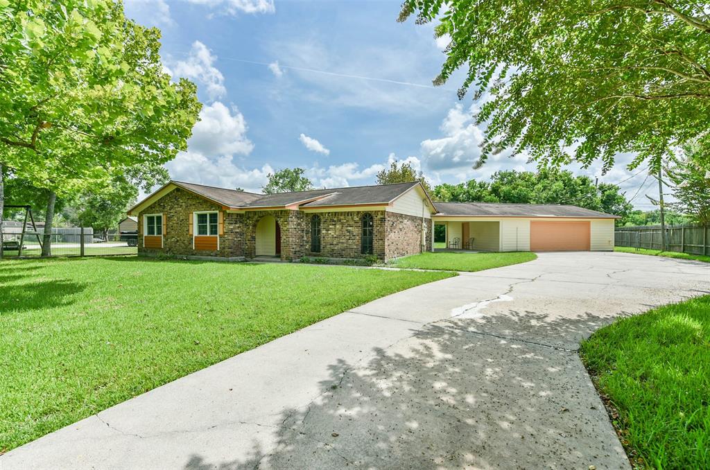 3227 1 Meadow Lane, Dickinson, Texas 77539, 3 Bedrooms Bedrooms, 3 Rooms Rooms,2 BathroomsBathrooms,Single-family,For Sale,Meadow,13658233