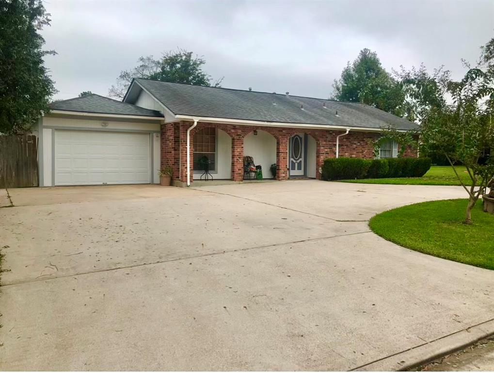 309 Still Forest Street, Liberty TX 77575