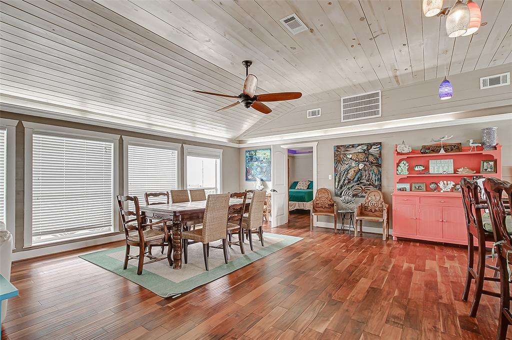 1056 1 Van Sant, Gilchrist, Texas 77617, 3 Bedrooms Bedrooms, 3 Rooms Rooms,2 BathroomsBathrooms,Single-family,For Sale,Van Sant,72739179