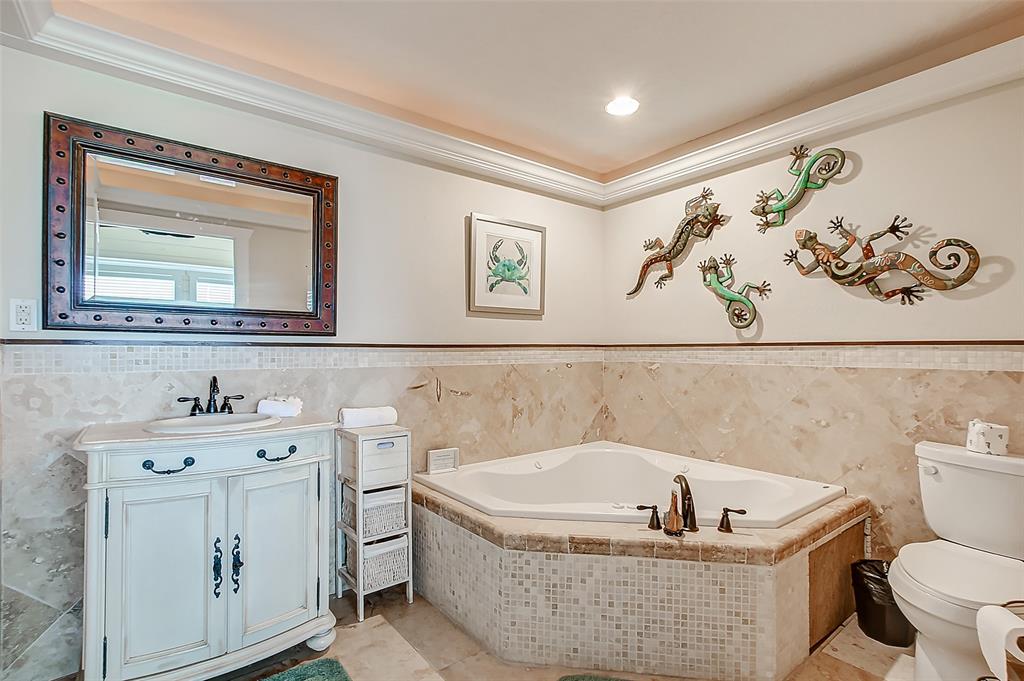 1056 1 Van Sant, Gilchrist, Texas 77617, 3 Bedrooms Bedrooms, 3 Rooms Rooms,2 BathroomsBathrooms,Single-family,For Sale,Van Sant,72739179