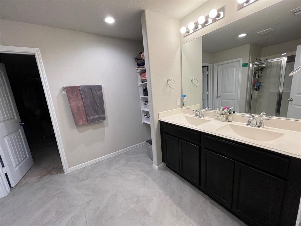 18634 2 Orono Ridge Trail, Richmond, Texas 77407, 4 Bedrooms Bedrooms, 10 Rooms Rooms,3 BathroomsBathrooms,Single-family,For Sale,Orono Ridge,81958035