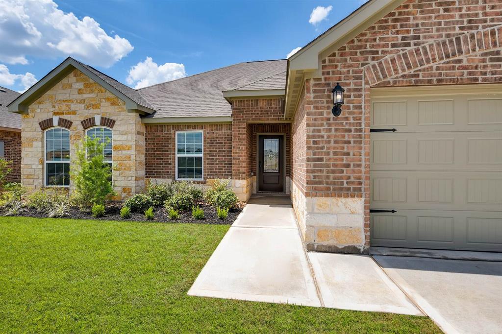 22130 Roxanne Field LN, Hockley, TX 77447