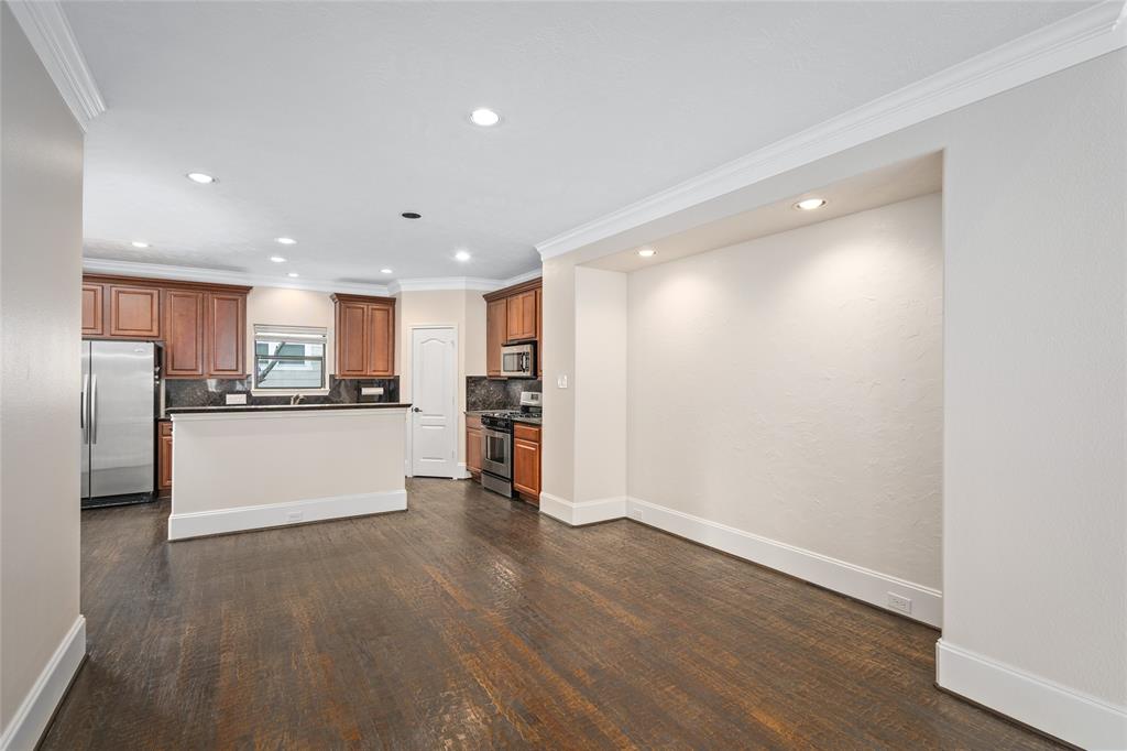 1335 3 Studer Street, Houston, Texas 77007, 3 Bedrooms Bedrooms, 8 Rooms Rooms,2 BathroomsBathrooms,Single-family,For Sale,Studer,78048762