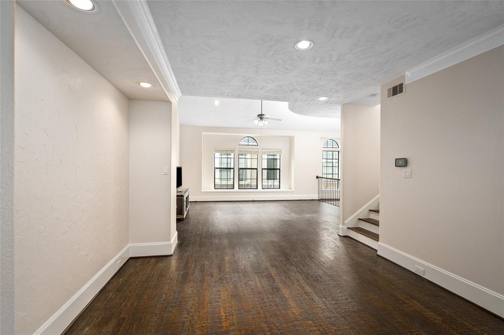1335 3 Studer Street, Houston, Texas 77007, 3 Bedrooms Bedrooms, 8 Rooms Rooms,2 BathroomsBathrooms,Single-family,For Sale,Studer,78048762