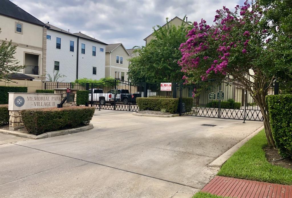 1335 3 Studer Street, Houston, Texas 77007, 3 Bedrooms Bedrooms, 8 Rooms Rooms,2 BathroomsBathrooms,Single-family,For Sale,Studer,78048762