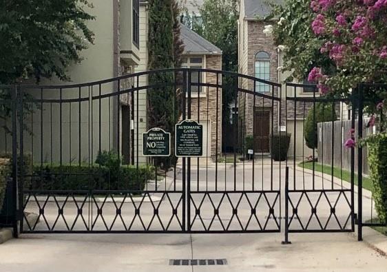 1335 3 Studer Street, Houston, Texas 77007, 3 Bedrooms Bedrooms, 8 Rooms Rooms,2 BathroomsBathrooms,Single-family,For Sale,Studer,78048762