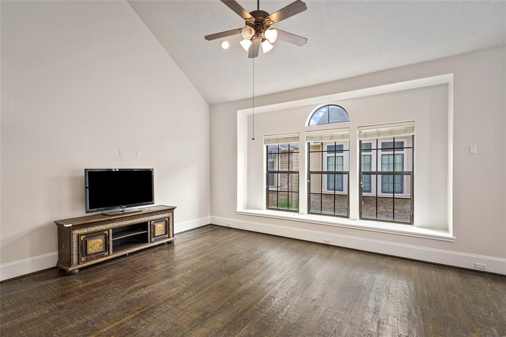 1335 3 Studer Street, Houston, Texas 77007, 3 Bedrooms Bedrooms, 8 Rooms Rooms,2 BathroomsBathrooms,Single-family,For Sale,Studer,78048762
