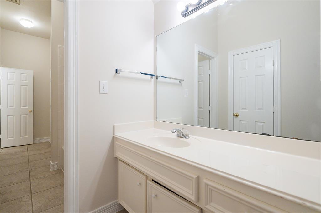 3922 2 Figure Four Lake Lane, Richmond, Texas 77406, 4 Bedrooms Bedrooms, 4 Rooms Rooms,3 BathroomsBathrooms,Single-family,For Sale,Figure Four Lake,70449346