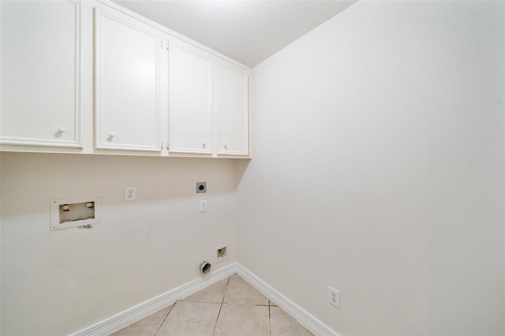 3922 2 Figure Four Lake Lane, Richmond, Texas 77406, 4 Bedrooms Bedrooms, 4 Rooms Rooms,3 BathroomsBathrooms,Single-family,For Sale,Figure Four Lake,70449346