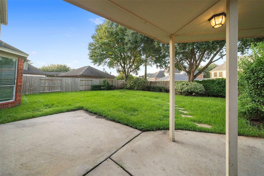 3922 2 Figure Four Lake Lane, Richmond, Texas 77406, 4 Bedrooms Bedrooms, 4 Rooms Rooms,3 BathroomsBathrooms,Single-family,For Sale,Figure Four Lake,70449346