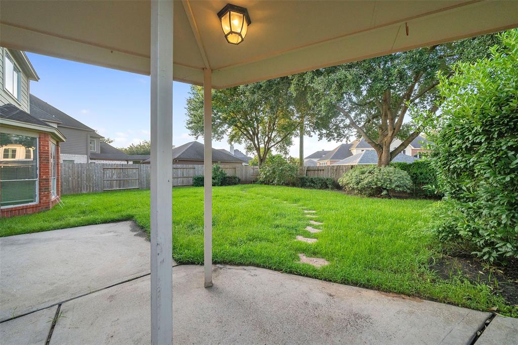 3922 2 Figure Four Lake Lane, Richmond, Texas 77406, 4 Bedrooms Bedrooms, 4 Rooms Rooms,3 BathroomsBathrooms,Single-family,For Sale,Figure Four Lake,70449346