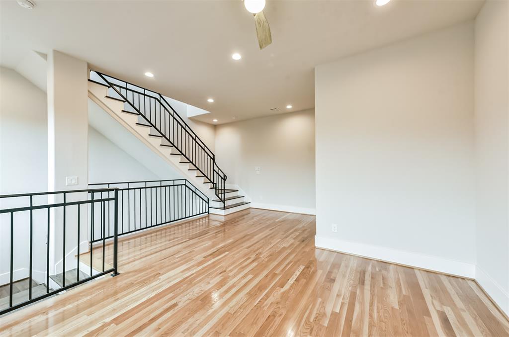 2418 3 Potomac Drive, Houston, Texas 77057, 3 Bedrooms Bedrooms, 8 Rooms Rooms,3 BathroomsBathrooms,Single-family,For Sale,Potomac,69042531