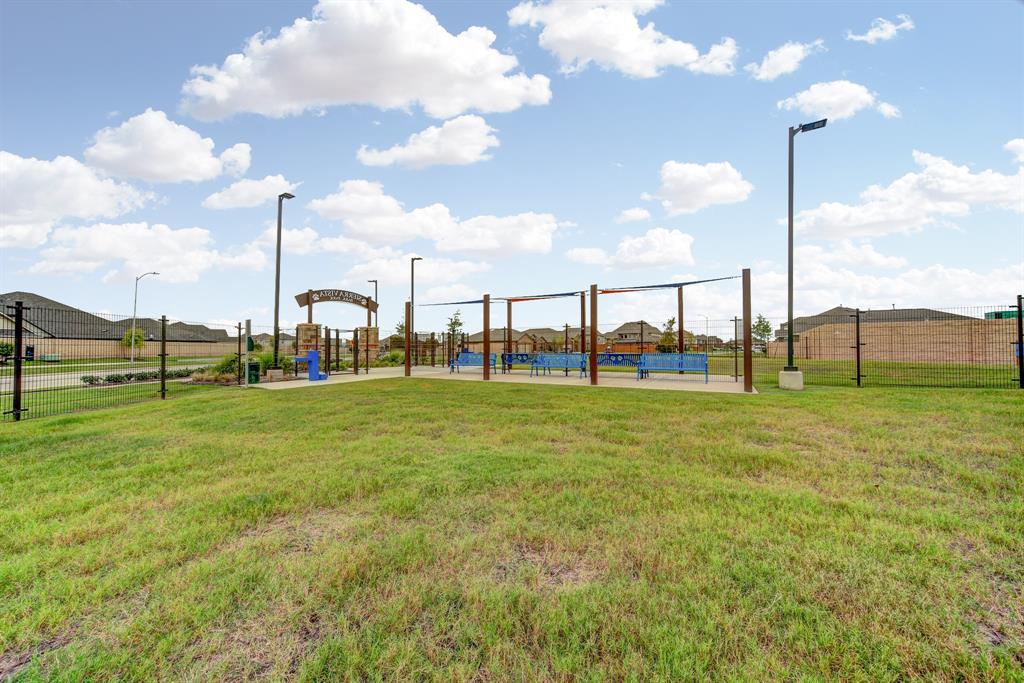 10317 2 Greenhorn Lane, Iowa Colony, Texas 77583, 4 Bedrooms Bedrooms, 12 Rooms Rooms,4 BathroomsBathrooms,Single-family,For Sale,Greenhorn,54100487