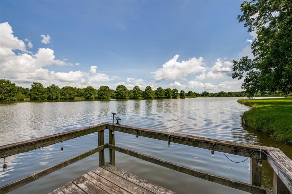 31736 1 Fm 1301, West Columbia, Texas 77486, 2 Bedrooms Bedrooms, 10 Rooms Rooms,3 BathroomsBathrooms,Country Homes/acreage,For Sale,Fm 1301,58783096