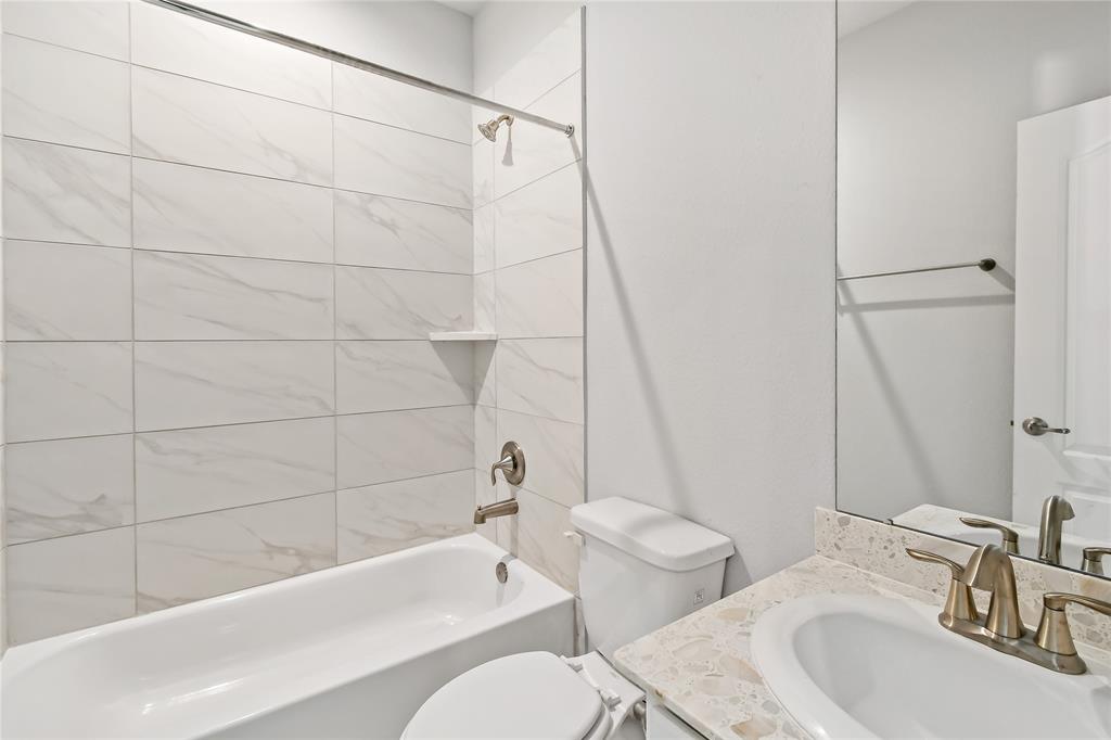 10822 1 Mendel Terrace Drive, Iowa Colony, Texas 77583, 3 Bedrooms Bedrooms, 7 Rooms Rooms,2 BathroomsBathrooms,Single-family,For Sale,Mendel Terrace,85690185