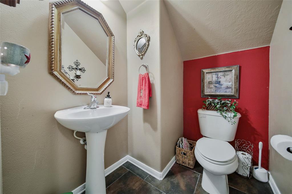 25601 Thornhill Creek Court