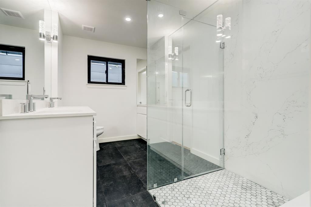 9111 1 Kapri Lane, Houston, Texas 77025, 3 Bedrooms Bedrooms, 6 Rooms Rooms,2 BathroomsBathrooms,Single-family,For Sale,Kapri,64532066