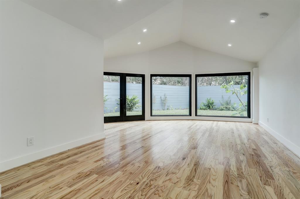 9111 1 Kapri Lane, Houston, Texas 77025, 3 Bedrooms Bedrooms, 6 Rooms Rooms,2 BathroomsBathrooms,Single-family,For Sale,Kapri,64532066