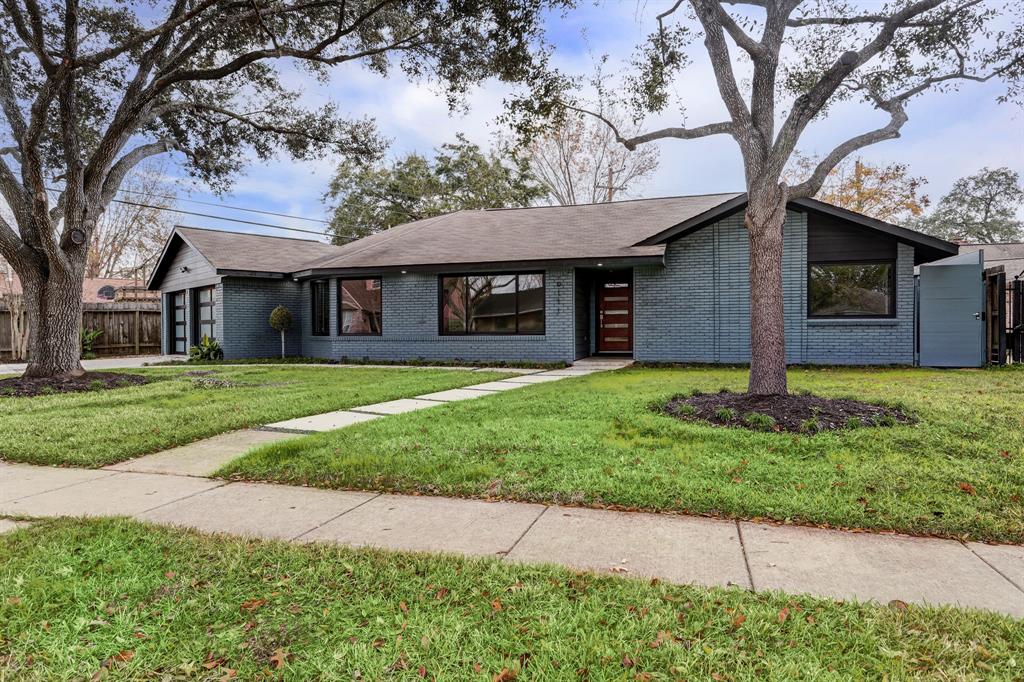 9111 1 Kapri Lane, Houston, Texas 77025, 3 Bedrooms Bedrooms, 6 Rooms Rooms,2 BathroomsBathrooms,Single-family,For Sale,Kapri,64532066