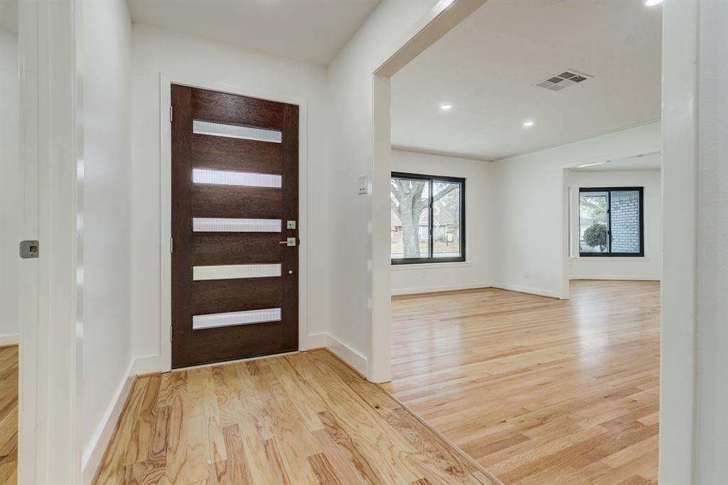 9111 1 Kapri Lane, Houston, Texas 77025, 3 Bedrooms Bedrooms, 6 Rooms Rooms,2 BathroomsBathrooms,Single-family,For Sale,Kapri,64532066