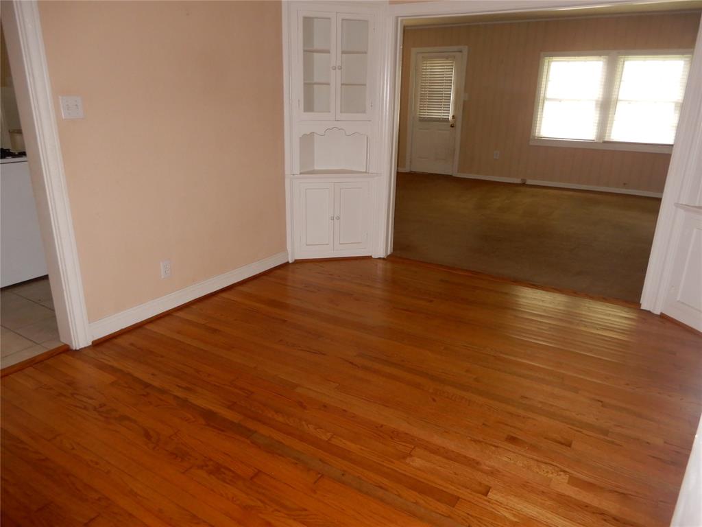 722 1.5 38th Street, Houston, Texas 77018, 3 Bedrooms Bedrooms, 5 Rooms Rooms,2 BathroomsBathrooms,Single-family,For Sale,38th,74924736