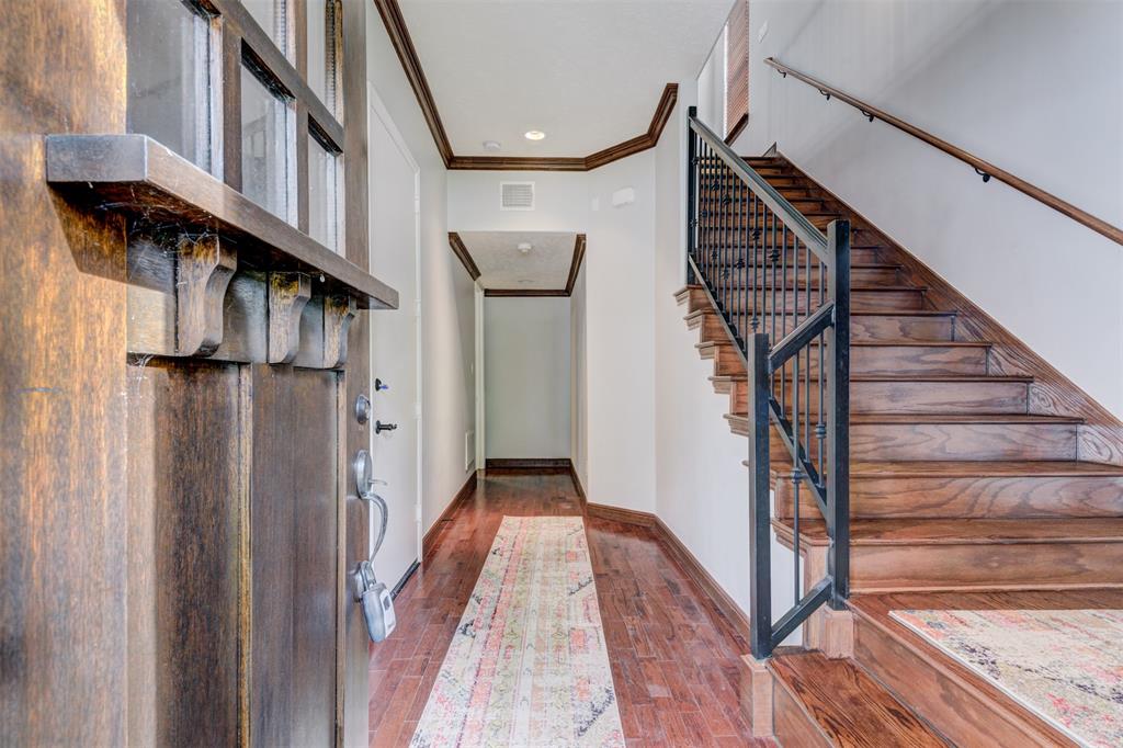 415 2 8th Street, Houston, Texas 77007, 3 Bedrooms Bedrooms, 7 Rooms Rooms,2 BathroomsBathrooms,Single-family,For Sale,8th,80464263