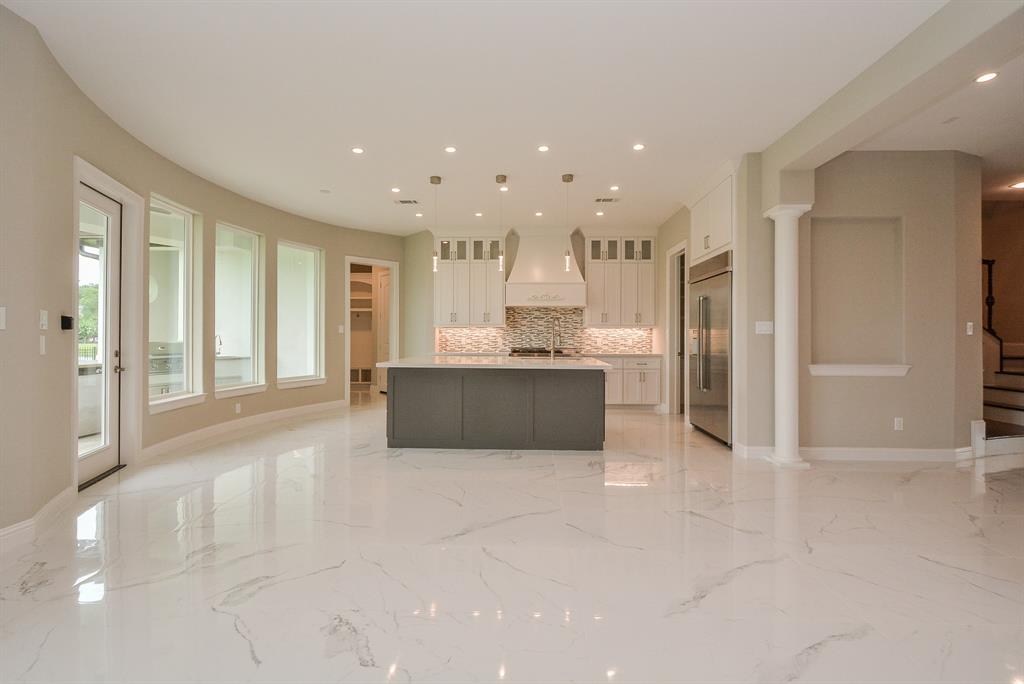 17126 2 Champions Lakeway, Tomball, Texas 77375, 6 Bedrooms Bedrooms, 14 Rooms Rooms,4 BathroomsBathrooms,Single-family,For Sale,Champions Lakeway,51501222