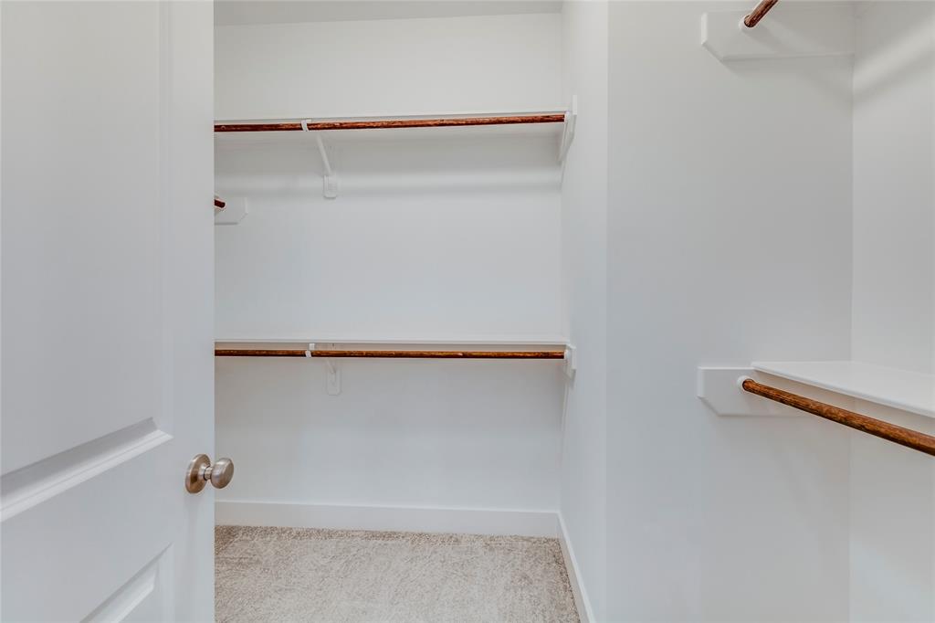 1513 2 CAYWOOD Lane, Houston, Texas 77055, 3 Bedrooms Bedrooms, 11 Rooms Rooms,2 BathroomsBathrooms,Single-family,For Sale,CAYWOOD,82434832