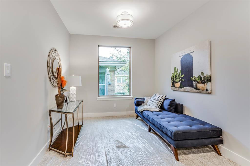 1513 2 CAYWOOD Lane, Houston, Texas 77055, 3 Bedrooms Bedrooms, 11 Rooms Rooms,2 BathroomsBathrooms,Single-family,For Sale,CAYWOOD,82434832