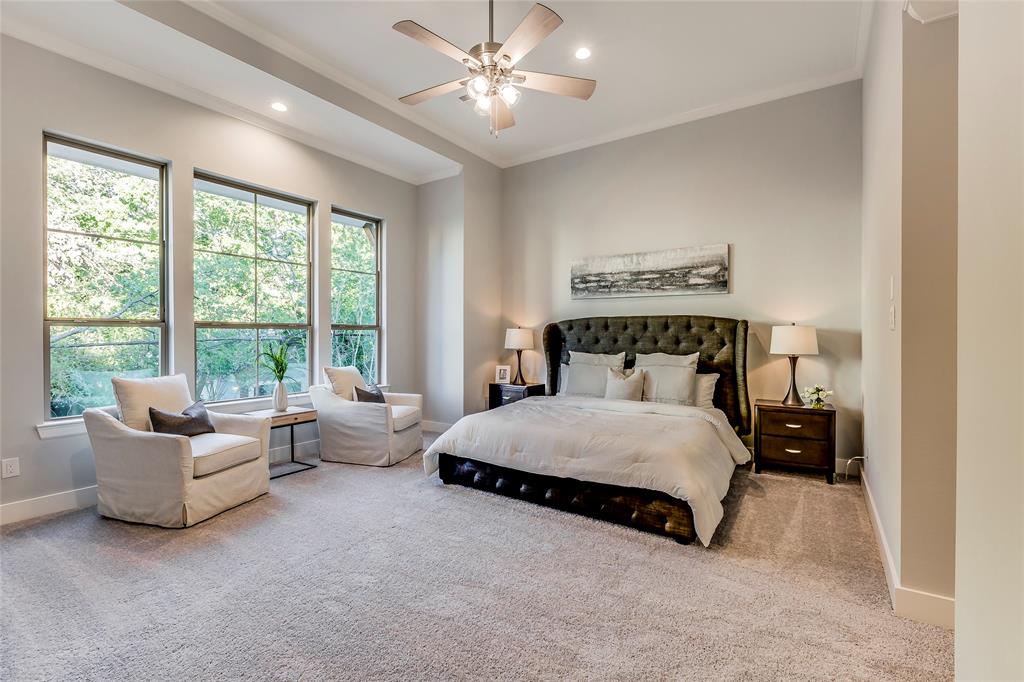 1513 2 CAYWOOD Lane, Houston, Texas 77055, 3 Bedrooms Bedrooms, 11 Rooms Rooms,2 BathroomsBathrooms,Single-family,For Sale,CAYWOOD,56192367