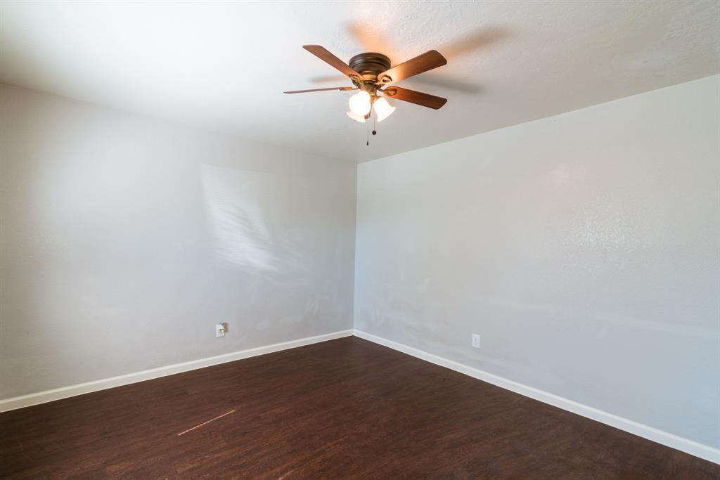 7707 1 Glover Street, Houston, Texas 77012, 3 Bedrooms Bedrooms, ,2 BathroomsBathrooms,Multi-family,For Sale,Glover,67713114