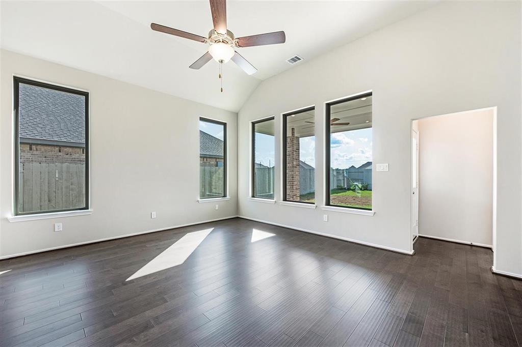 4702 1 Cedar Butte Lane, Manvel, Texas 77578, 4 Bedrooms Bedrooms, 6 Rooms Rooms,2 BathroomsBathrooms,Single-family,For Sale,Cedar Butte,86976654