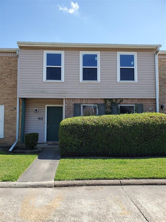 912 Park Meadow, Beaumont, TX 77706