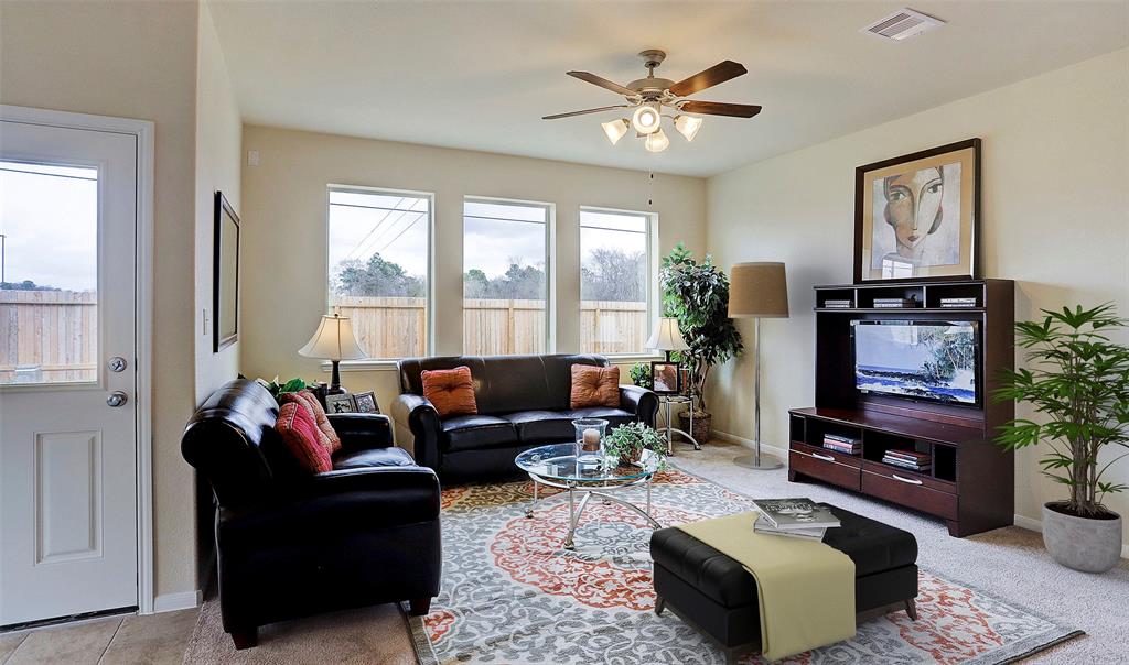 1738 2 Yaupon Trail Court, Alvin, Texas 77511, 4 Bedrooms Bedrooms, 14 Rooms Rooms,3 BathroomsBathrooms,Single-family,For Sale,Yaupon Trail,65448938