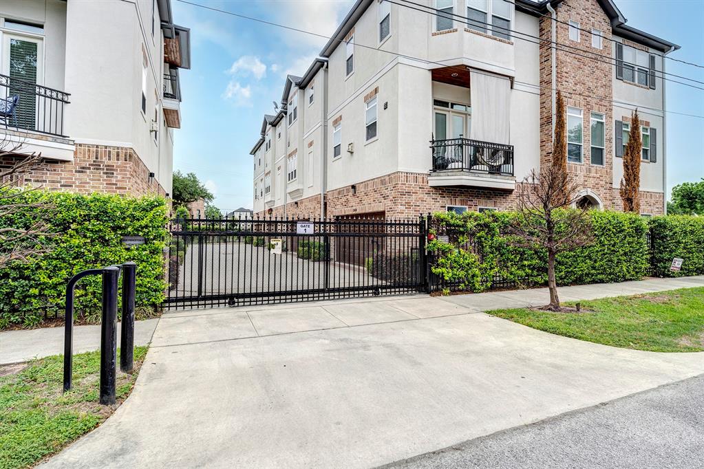 2820 3 Princeton Street, Houston, Texas 77009, 3 Bedrooms Bedrooms, 11 Rooms Rooms,3 BathroomsBathrooms,Single-family,For Sale,Princeton,84820374