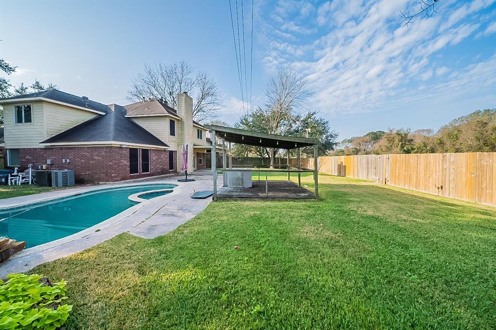 3603 2 Oak Hollow Drive, Pearland, Texas 77581, 5 Bedrooms Bedrooms, 5 Rooms Rooms,2 BathroomsBathrooms,Single-family,For Sale,Oak Hollow,9784773