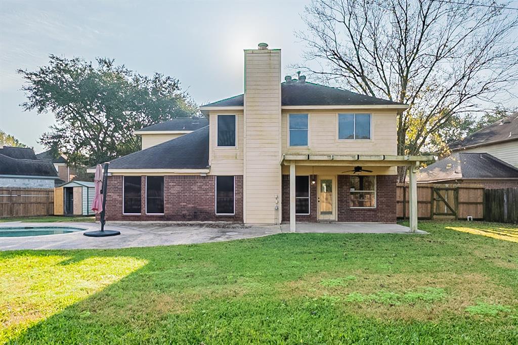 3603 2 Oak Hollow Drive, Pearland, Texas 77581, 5 Bedrooms Bedrooms, 5 Rooms Rooms,2 BathroomsBathrooms,Single-family,For Sale,Oak Hollow,9784773