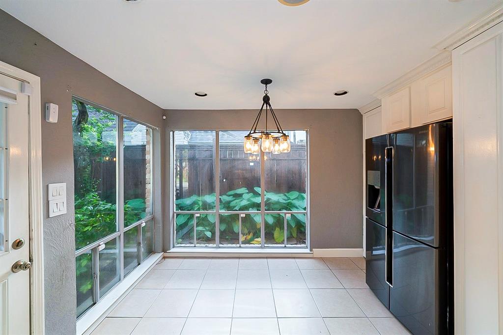 10518 1 Fawnview Drive, Houston, Texas 77070, 3 Bedrooms Bedrooms, 3 Rooms Rooms,2 BathroomsBathrooms,Single-family,For Sale,Fawnview,62714645