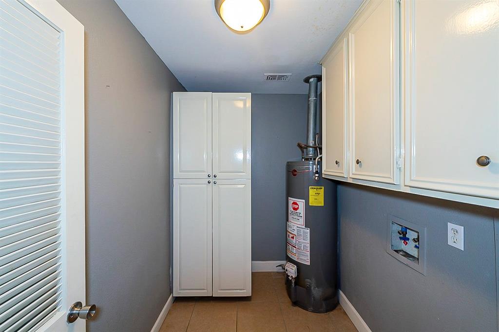 10518 1 Fawnview Drive, Houston, Texas 77070, 3 Bedrooms Bedrooms, 3 Rooms Rooms,2 BathroomsBathrooms,Single-family,For Sale,Fawnview,62714645