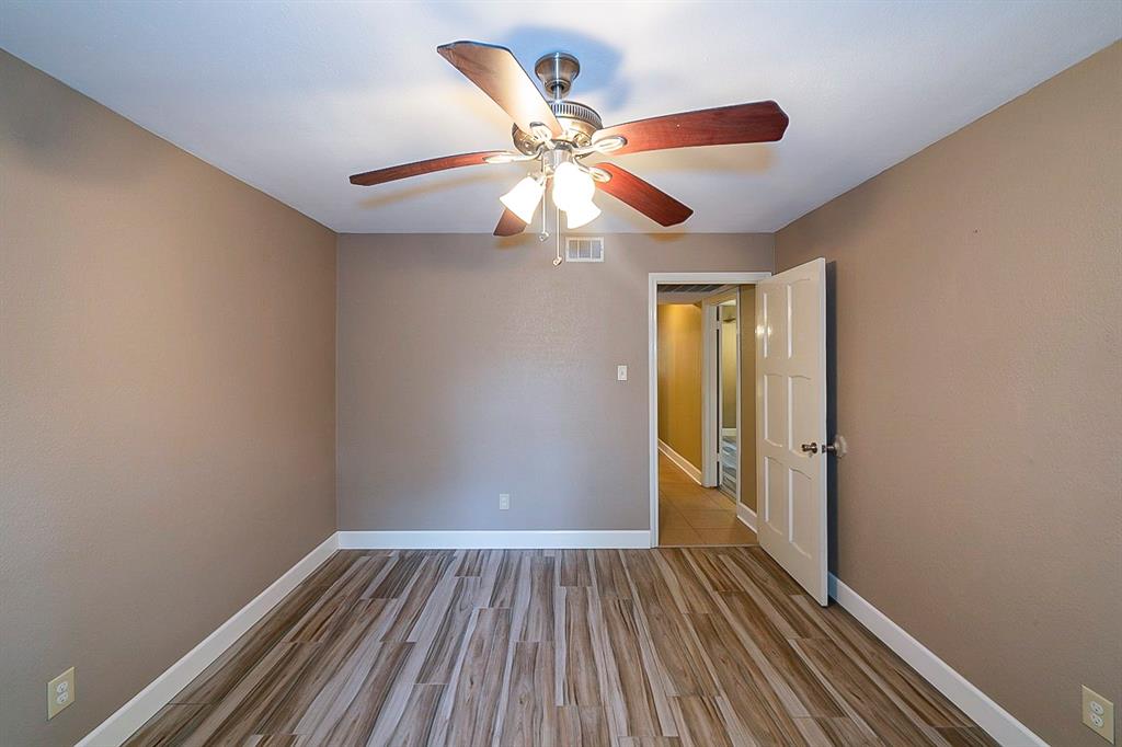 10518 1 Fawnview Drive, Houston, Texas 77070, 3 Bedrooms Bedrooms, 3 Rooms Rooms,2 BathroomsBathrooms,Single-family,For Sale,Fawnview,62714645