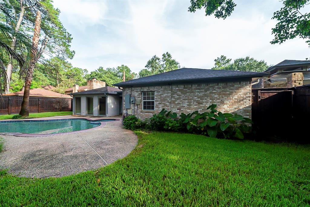 10518 1 Fawnview Drive, Houston, Texas 77070, 3 Bedrooms Bedrooms, 3 Rooms Rooms,2 BathroomsBathrooms,Single-family,For Sale,Fawnview,62714645