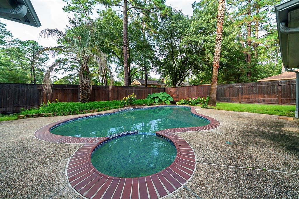 10518 1 Fawnview Drive, Houston, Texas 77070, 3 Bedrooms Bedrooms, 3 Rooms Rooms,2 BathroomsBathrooms,Single-family,For Sale,Fawnview,62714645
