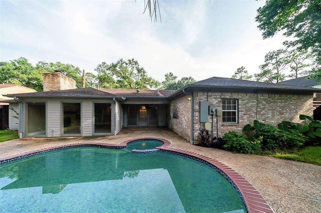 10518 1 Fawnview Drive, Houston, Texas 77070, 3 Bedrooms Bedrooms, 3 Rooms Rooms,2 BathroomsBathrooms,Single-family,For Sale,Fawnview,62714645