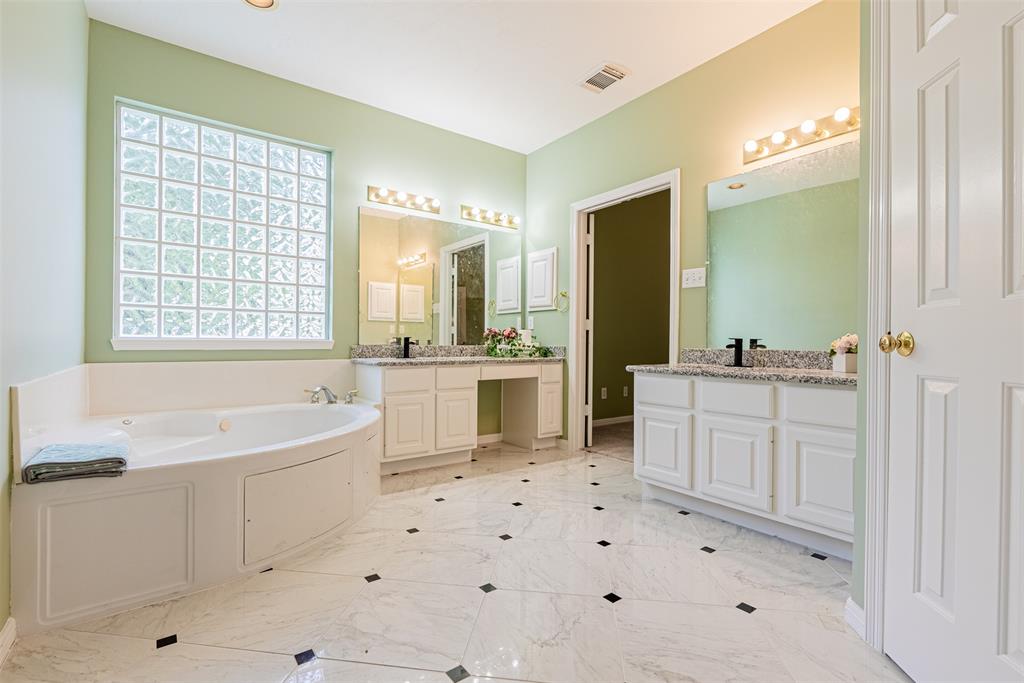 4211 2 Ruttand Park Lane, Katy, Texas 77450, 5 Bedrooms Bedrooms, 11 Rooms Rooms,3 BathroomsBathrooms,Single-family,For Sale,Ruttand Park Lane,57991032