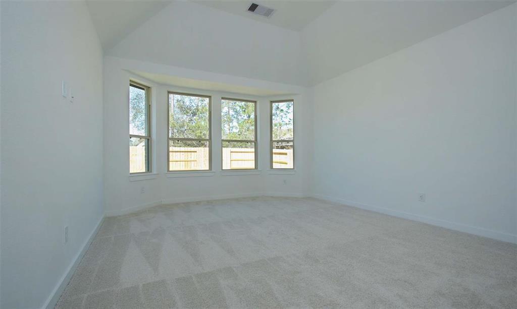 306 2 Highland Bayou Drive, Conroe, Texas 77304, 3 Bedrooms Bedrooms, 7 Rooms Rooms,2 BathroomsBathrooms,Single-family,For Sale,Highland Bayou,71151926